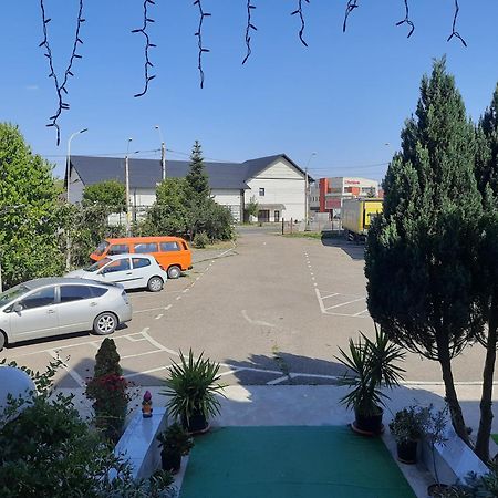 Pensiunea Cornelius Piatra Neamţ Exterior foto